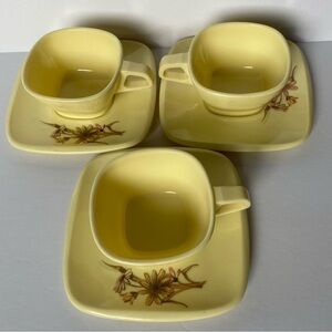Vintage Melmac Harmony House Talk of the Town Yellow Tea Cups Saucers W/ Flowers